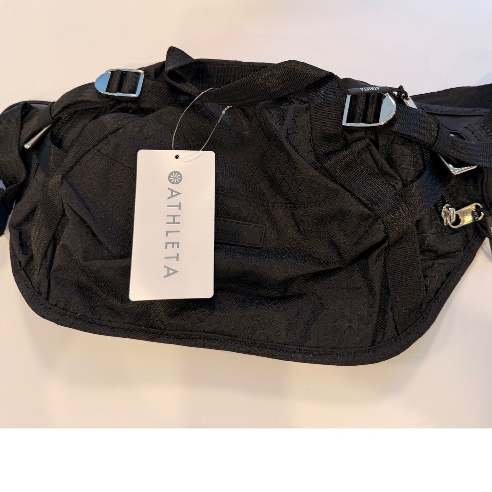 Athleta Excursion Waistbag Black Water Resistant Fanny Pack NEW